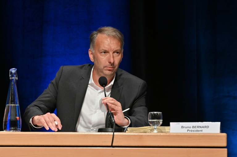 L'écologiste Bruno Bernard, prend la parole après son élection à la présidence du conseil métropolitain de Lyon, le 2 juillet 2020 à Lyon