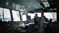 Des membres de la Marine nationale à bord du chasseur de mines Tripartite L'aigle,  au large de Dieppe, le 14 avril 2026 en Normandie