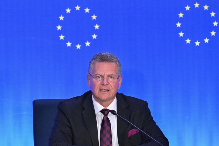 Le commissaire européen au Commerce Maros Sefcovic lors d'une conférence de presse à Pékin, le 9 octobre 2026