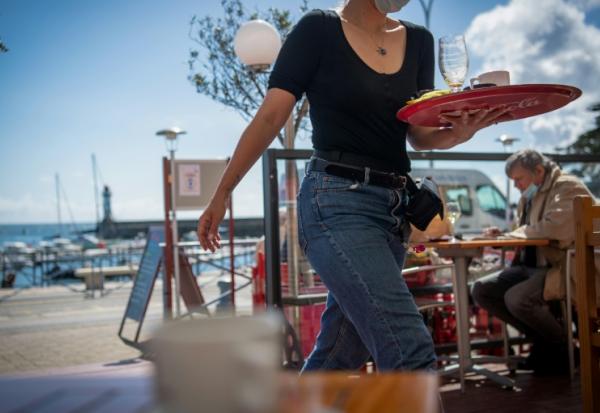 Dans un café de Belle-Ile-en-Mer, le 19 mai 2021