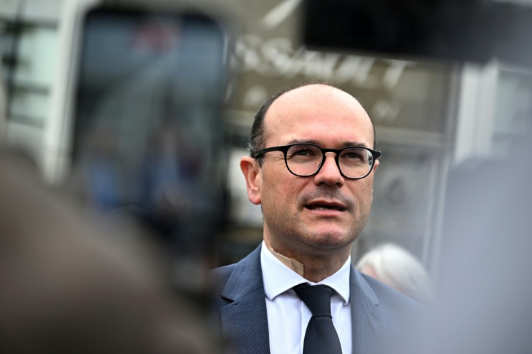 Le ministre français délégué à l'Industrie, Sébastien Martin, à Mérignac, sud-ouest de la France, le 16 juin 2026
