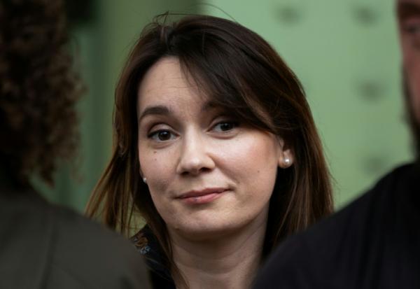 La chroniqueuse pro-russe Xenia Fedorova à Paris, le 12 avril 2025