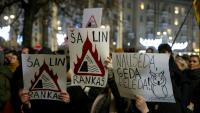 Manifestation à Vilnius pour protester contre la réforme du groupe audiovisuel public LRT, le 17 décembre 2025