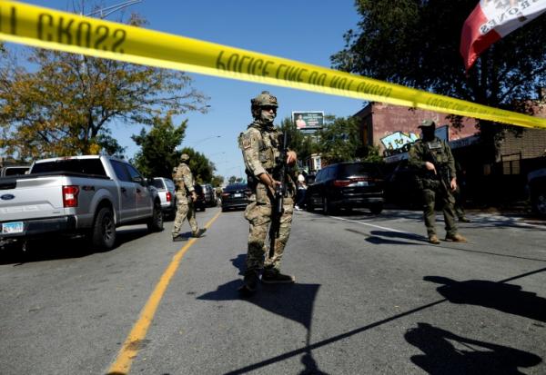 Des forces de la sécurité intérieure à Chicago, le 4 octobre 2025 