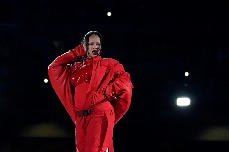 La chanteuse Rihanna lors du Super Bowl, le 12 février 2023, à Phoenix en Arizona