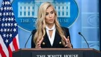 La nouvelle porte-parole de la Maison Blanche, Katie Zacharia, lors de son premier point presse dans la salle James Brady de la Maison Blanche, le 13 octobre 2026 à Washington