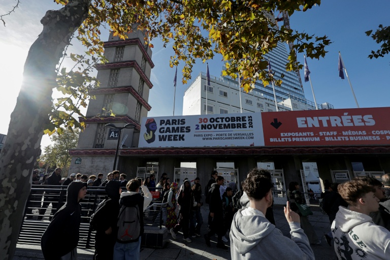 A l'entrée de la Paris Games Week, le 30 octobre 2025