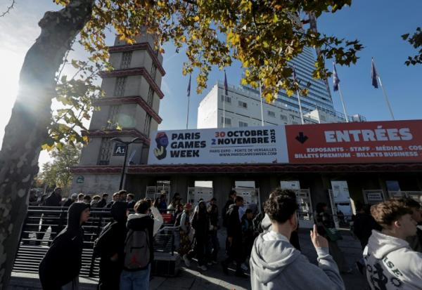 A l'entrée de la Paris Games Week, le 30 octobre 2025