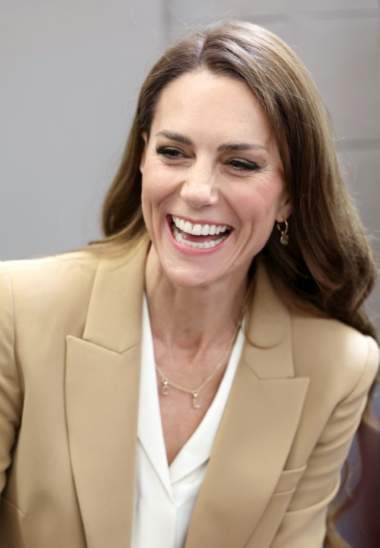 La princesse Kate sourit lors de la visite d'une univesité, à Stratford, dans l'est de Londres, le 6 mai 2026