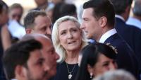 La candidate RN à l'élection présidentielle Marine Le Pen et le président du parti Jordan Bardella à Nice dans les Alpes-Maritimes le 14 juillet 2026