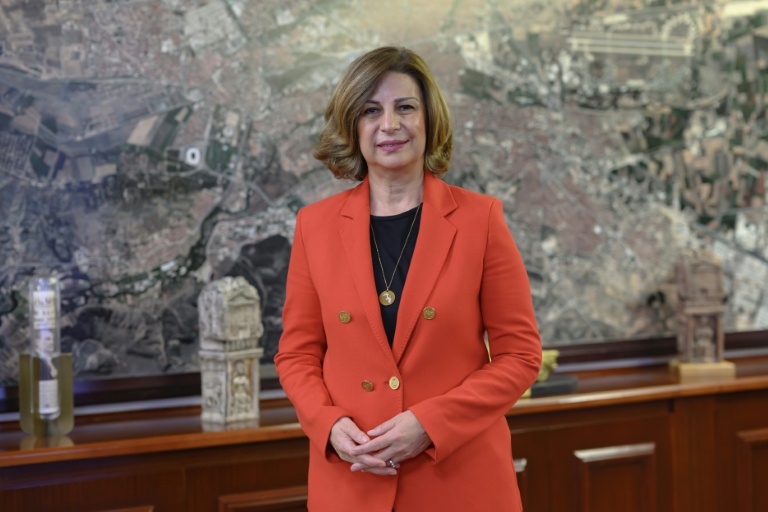 La maire d'Eskisehir, Ayse Ünlüce, à Eskisehir, en Turquie, le 23 mai 2025