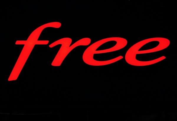France Télévisions et TF1 se sont élevés lundi contre le lancement de Free TV, offre de "streaming" gratuite de l'opérateur Free qui reprend leurs chaînes et contenus "sans concertation préalable" et sans rémunération