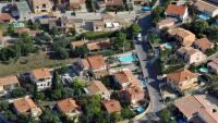 Environ 3,7 millions de foyers français sont équipés de piscines malgré le défi croissant de la sécheresse