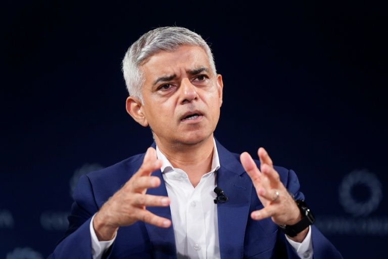 Le maire de Londres, Sadiq Khan, craint que l'intelligence artificielle (IA) ne cause un 