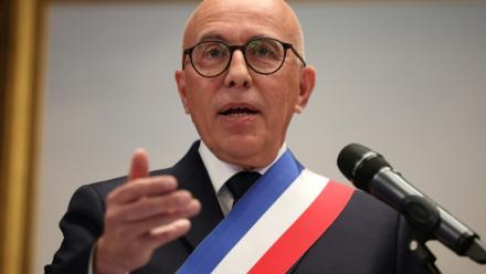 Le nouveau maire de Nice, Eric Ciotti (UDR), lors de son premier conseil municipal à Nice, le 27 mars 2026