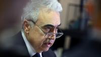 Fatih Birol, directeur de l'Agence internationale de l'énergie (AIE), lors d'une conférence de presse à Bruxelles le 6 mars 2026