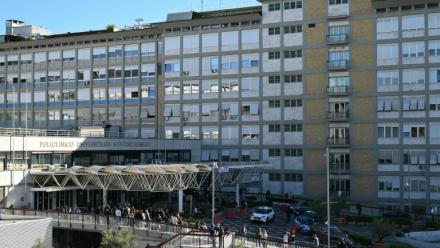 L'hôpital Gemelli à Rome où est hospitalisé le pape Léon XIV, le 14 octobre 2026