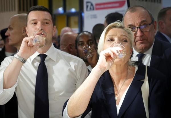 Jordan Bardella et Marine Le Pen au Salon de l'agriculture à Paris le 26 février 2026