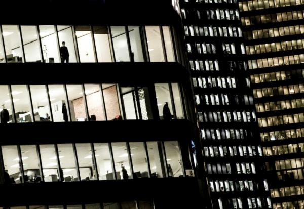 Un immeuble de bureaux à La Défense, près de Paris, le 3 novembre 2020