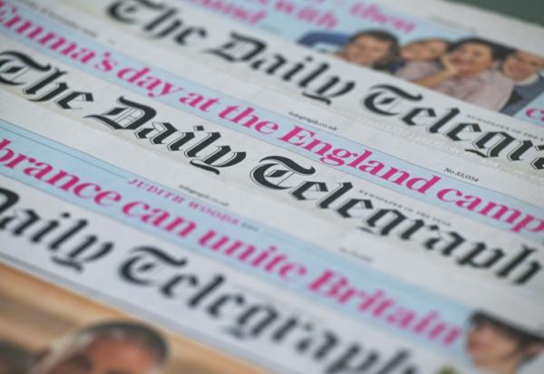 Le géant allemand des médias Axel Springer a annoncé vendredi le rachat inattendu du prestigieux journal conservateur britannique The Telegraph, prenant de court le Daily Mail, dont l'offre concurrente suscitait les craintes du gouvernement sur la pluralité des médias au Royaume-Uni