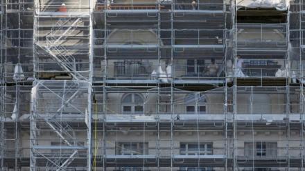 Le Sénat examine mardi en première lecture une proposition de loi déposée par LR pour "relancer la construction et la production de logements"