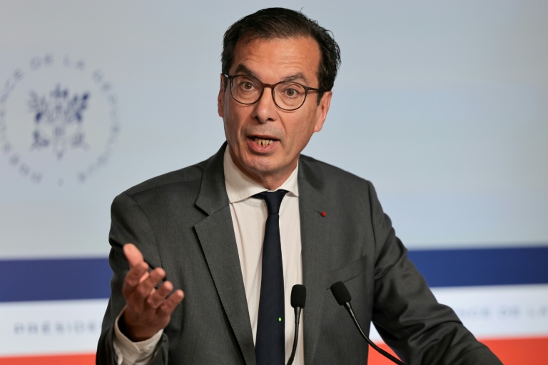 Le ministre du Travail Jean-Pierre Farandou s'exprime après le conseil des ministres le 29 avril 2026 à Paris 
