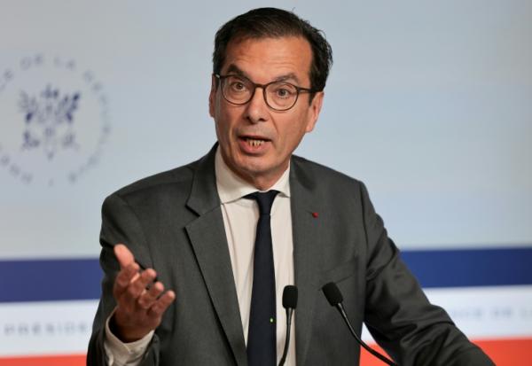 Le ministre du Travail Jean-Pierre Farandou s'exprime après le conseil des ministres le 29 avril 2026 à Paris 