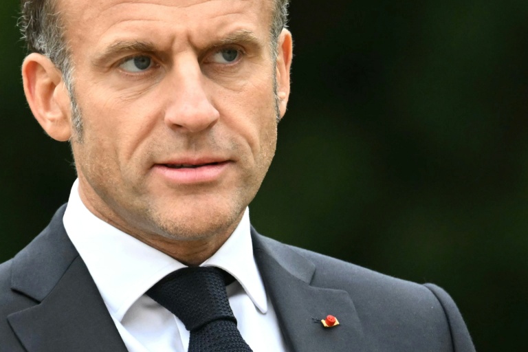 Le président français Emmmanuel Macron au château de Senningen au Luxembourg le 3 octobre 2025