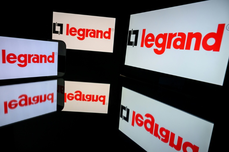 Le fabricant de matériel électrique Legrand, basé à Limoges (Haute-Vienne), se réorganise dans l'Hexagone.