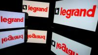 Le fabricant de matériel électrique Legrand, basé à Limoges (Haute-Vienne), se réorganise dans l'Hexagone.