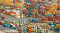 Des conteneurs au port de Nanjing, le 3 janvier 2023, dans l'est de la Chine