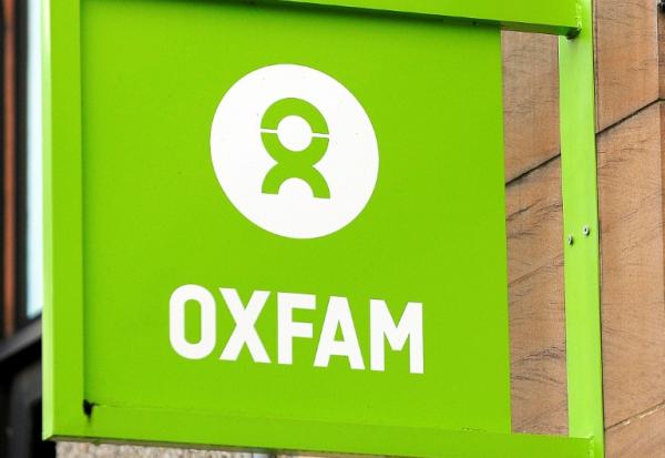 Le logo d'Oxfam, à Glasgow, le 10 février 2018