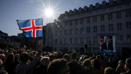 Quelque 273.000 électeurs sont invités à répondre à la question suivante: "L'Islande doit-elle rouvrir les négociations d'adhésion avec l'Union européenne?"