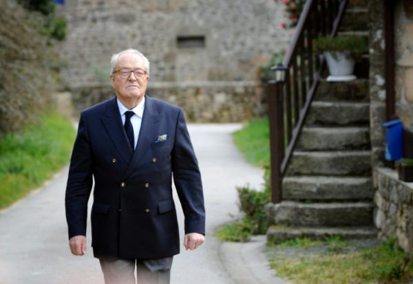 Jean-Marie Le Pen le 17 mars 2007 à Locmariaquer