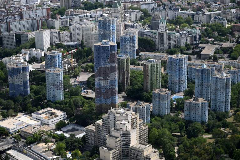 Les tours Aillaud, surnommées tours Nuages, le 11 juillet 2023, à Nanterre, près de Paris