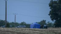 Des gendarmes sur le site où des recherches sont menées pour retrouver le corps de Delphine Aussaguel, disparue en France en décembre 2020, à Villeneuve-sur-Vère, le 16 juillet 2026 dans le Tarn