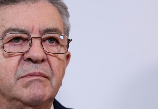 Jean-Luc Mélenchon, fondateur de La France Insoumise (LFI), lors d'une conférence de presse le 10 octobre 2025 à Paris