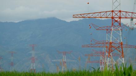 Des lignes électriques à Yumbo, Colombie, le 21 janvier 2026