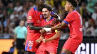 Le milieu portugais du Paris SG Vitinha (centre) après son but contre Nantes pour la première journée de Ligue 1 à Nantes le 17 août 2025
