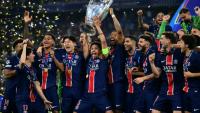 Les joueurs du PSG avec le trophée de la Ligue des champions, le 31 mai 2025 à Munich