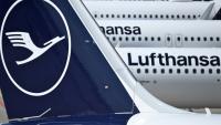 Des avions de la compagnie aérienne allemande Lufthansa sur le tarmac de l'aéroport de Francfort, le 15 avril 2026