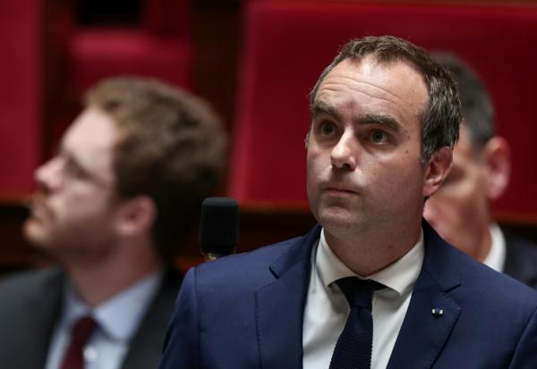 Sébastien Lecornu lors d'une séance de questions au gouvernement à l'Assemblée nationale, le 17 juin 2026