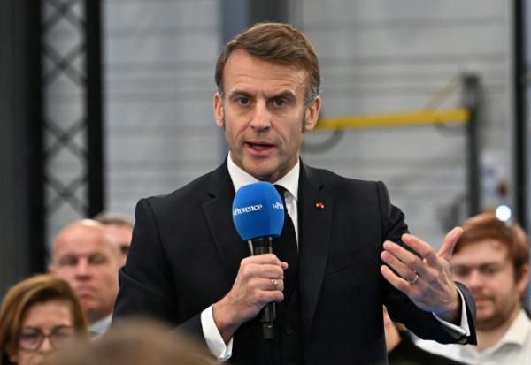 Emmanuel Macron s'exprime face à des lecteurs de la Provence à Marseille le 16 décembre 2025