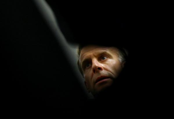 Le président Emmanuel Macron le 23 octobre 2026 à Trappes, dans les Yvelines
