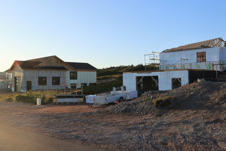 Un village côtier déplacé à Miquelon en raison de l'érosion des côtes le 20 septembre 2026
