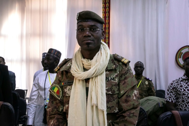 Le ministre malien de la Défense, Sadio Camara, le 15 février 2024 lors d'une réunion des ministres de l'Alliance des Etats du Sahel (AES), à Ouagadougou (Burkina Faso)