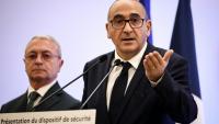 Le ministre de l'Intérieur Laurent Nuñez et le préfet de police de Paris, Patrice Faure (g), lors d'une conférence de presse, le 29 octobre 2026 à Paris