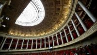 Quelques parlementaires durant le débat sur le budgert à l'Assemblée nationale, à Paris 15 janvier 2026