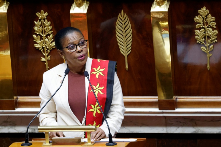 La députée RN Anchya Bamana le 20 janvier 2025 à l'Assemblée nationale à Paris