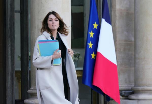 Maud Bregeon, porte-parole du gouvernement, à la sortie du Conseil des ministres, Paris, le 17 décembre 2025